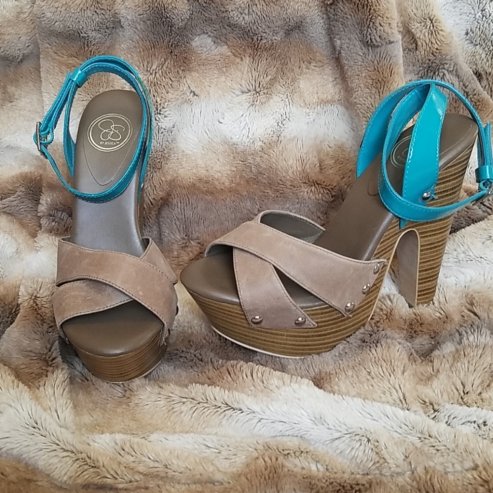 Jessica Simpson platform sandals